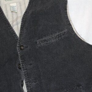 GreatLand Utility Vest | Classic Layering Piece